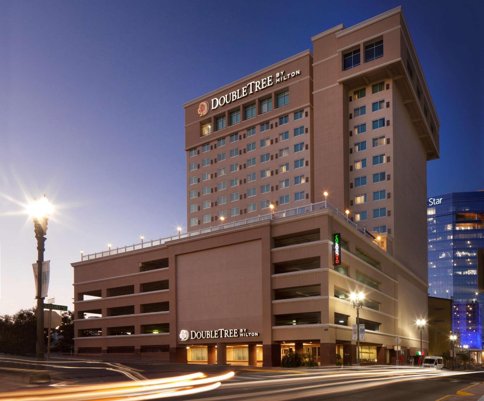Готель Doubletree By Hilton El Paso Downtown Екстер'єр фото